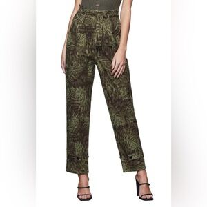 Good American Upgrade Paperbag High Waist Ankle Trousers in Jungle01 Size 28